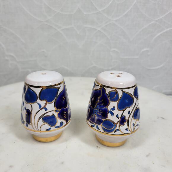 VTG Signed Salt & Pepper Shakers 3" Blue Floral Porcelain Gold Trim Hand Painted - Picture 3 of 14
